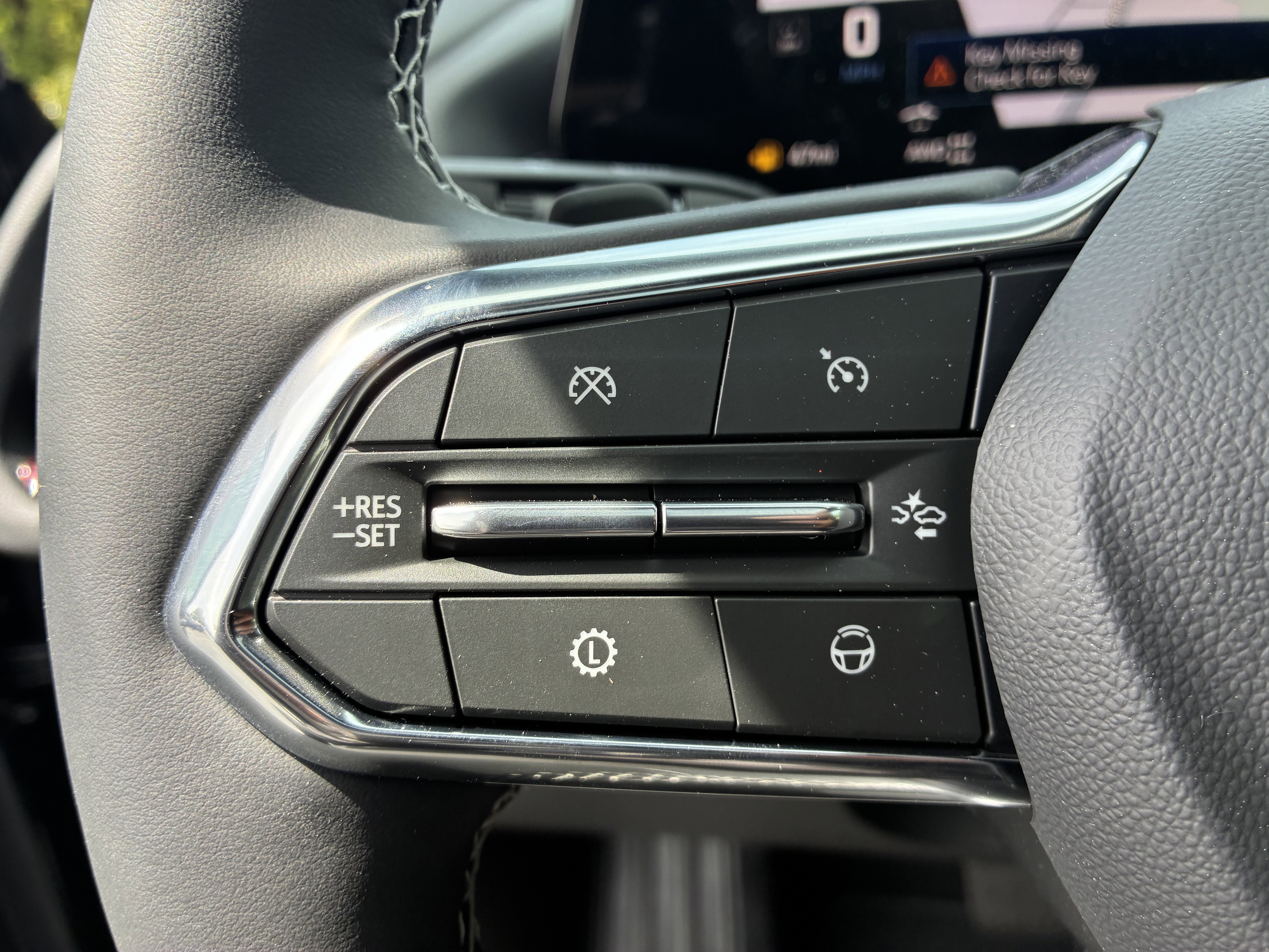 New 2026 Chevrolet Traverse Z71 w/ Enhanced Driving Package AWD/4WD image 32