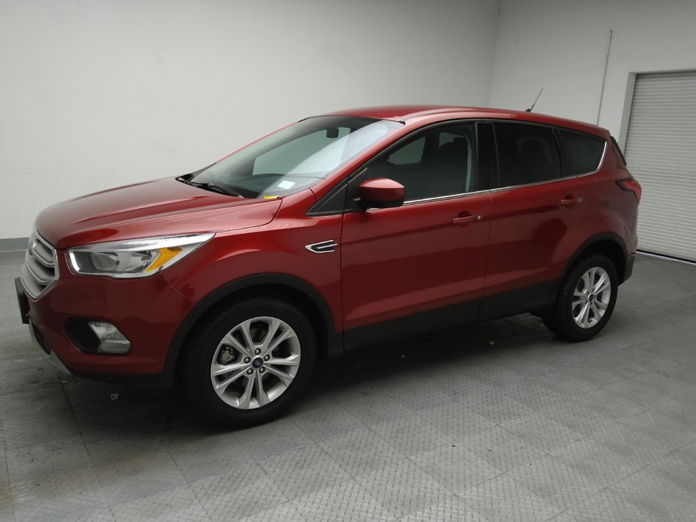 Used 2019 Ford Escape SE FWD image 2