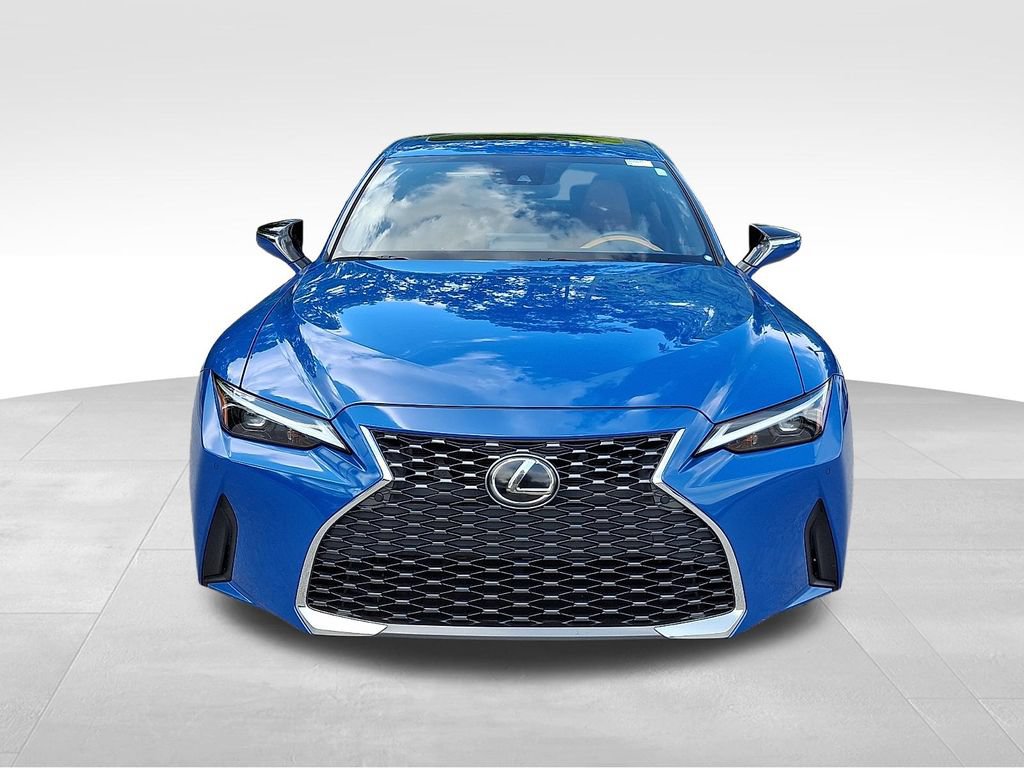 Used 2023 Lexus IS 300 w/ Comfort Package RWD image 2