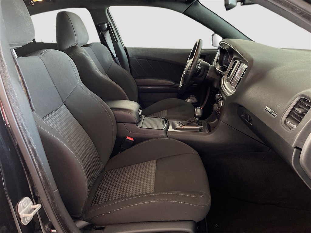 Used 2021 Dodge Charger R/T w/ Performance Handling Group image 27