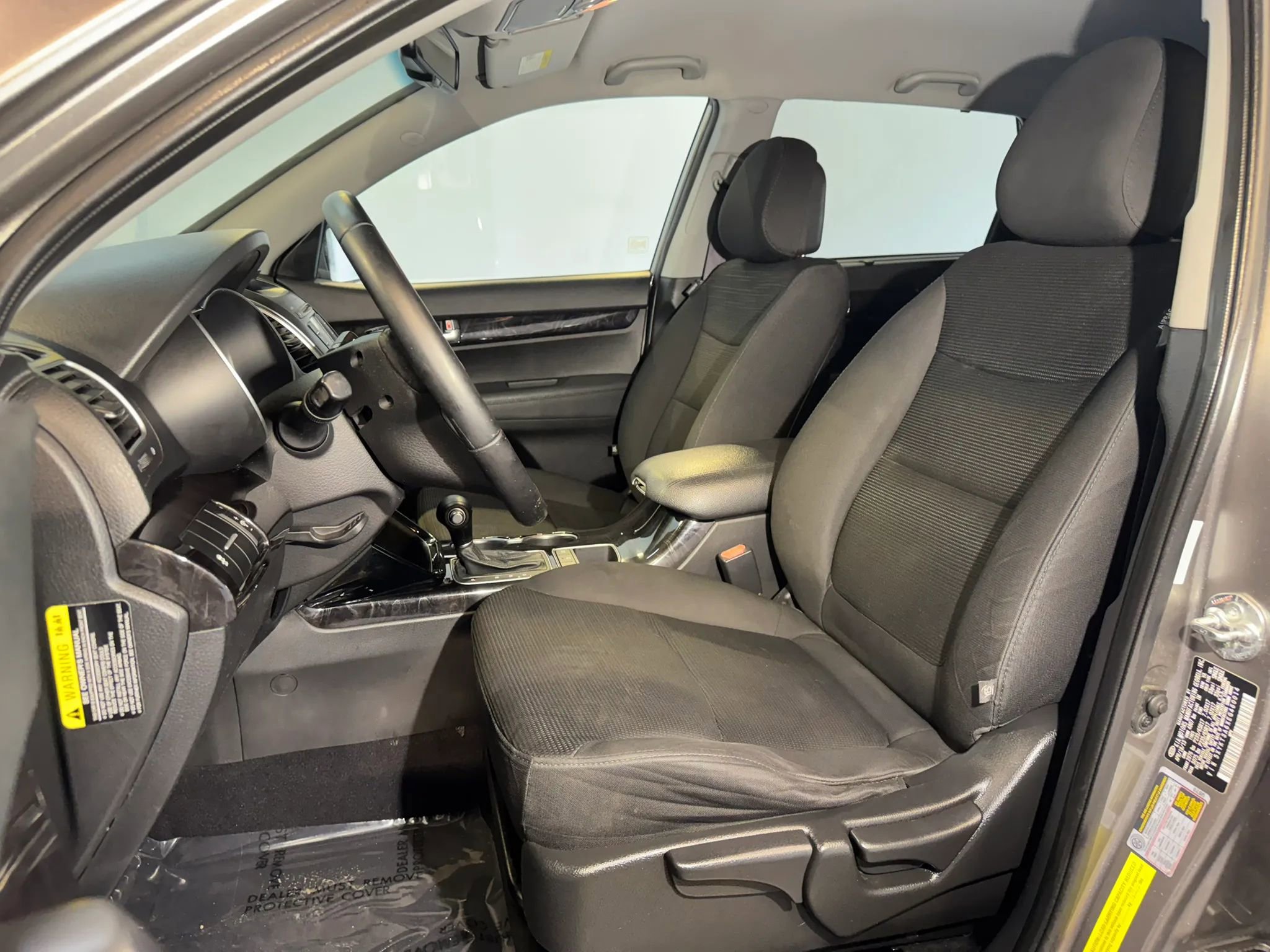 Used 2014 Kia Sorento LX image 12