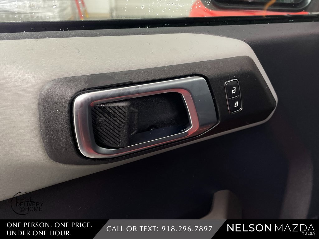 Used 2023 Ford Bronco Badlands image 22