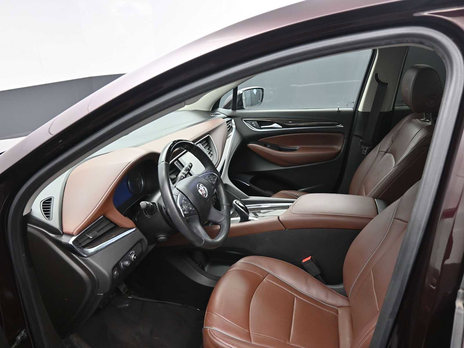 Used 2021 Buick Enclave Avenir w/ Avenir Technology Package image 27