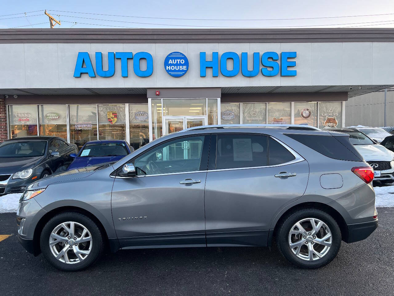 Used 2019 Chevrolet Equinox Premier FWD image 10
