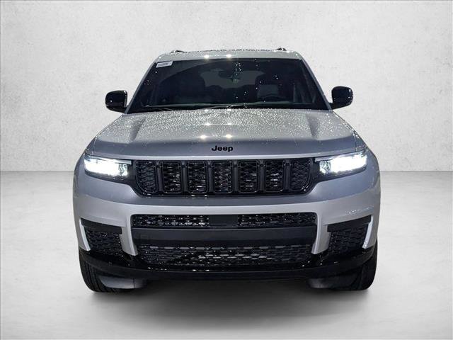 New 2025 Jeep Grand Cherokee L Altitude image 6