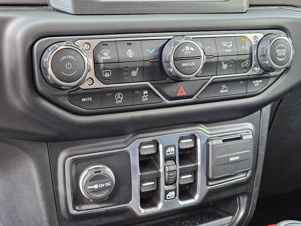 Used 2022 Jeep Wrangler Unlimited Sport AWD/4WD image 21