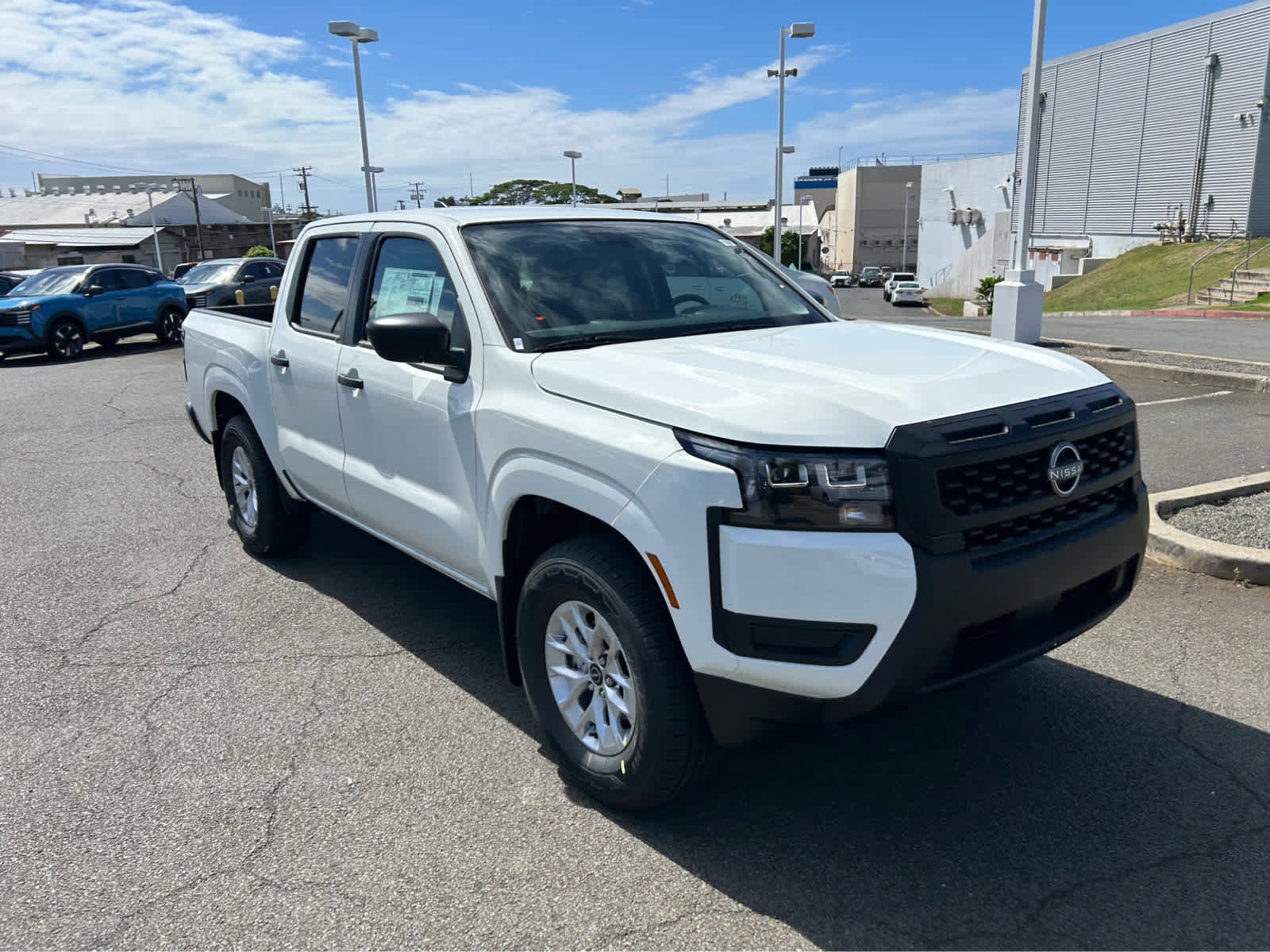 New 2026 Nissan Frontier S image 2