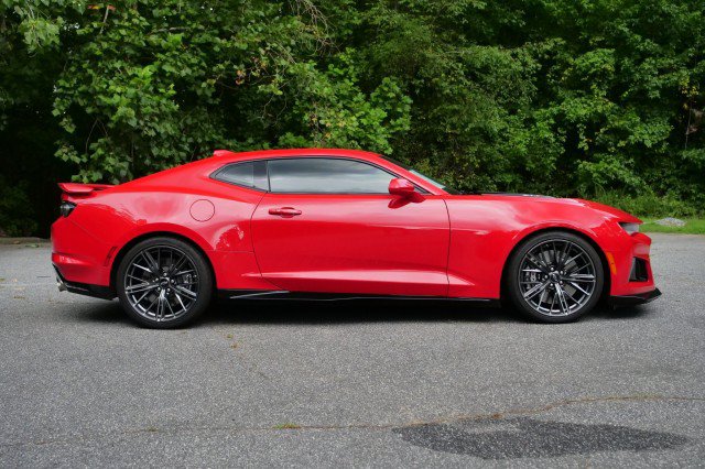 Used 2022 Chevrolet Camaro ZL1 RWD image 45