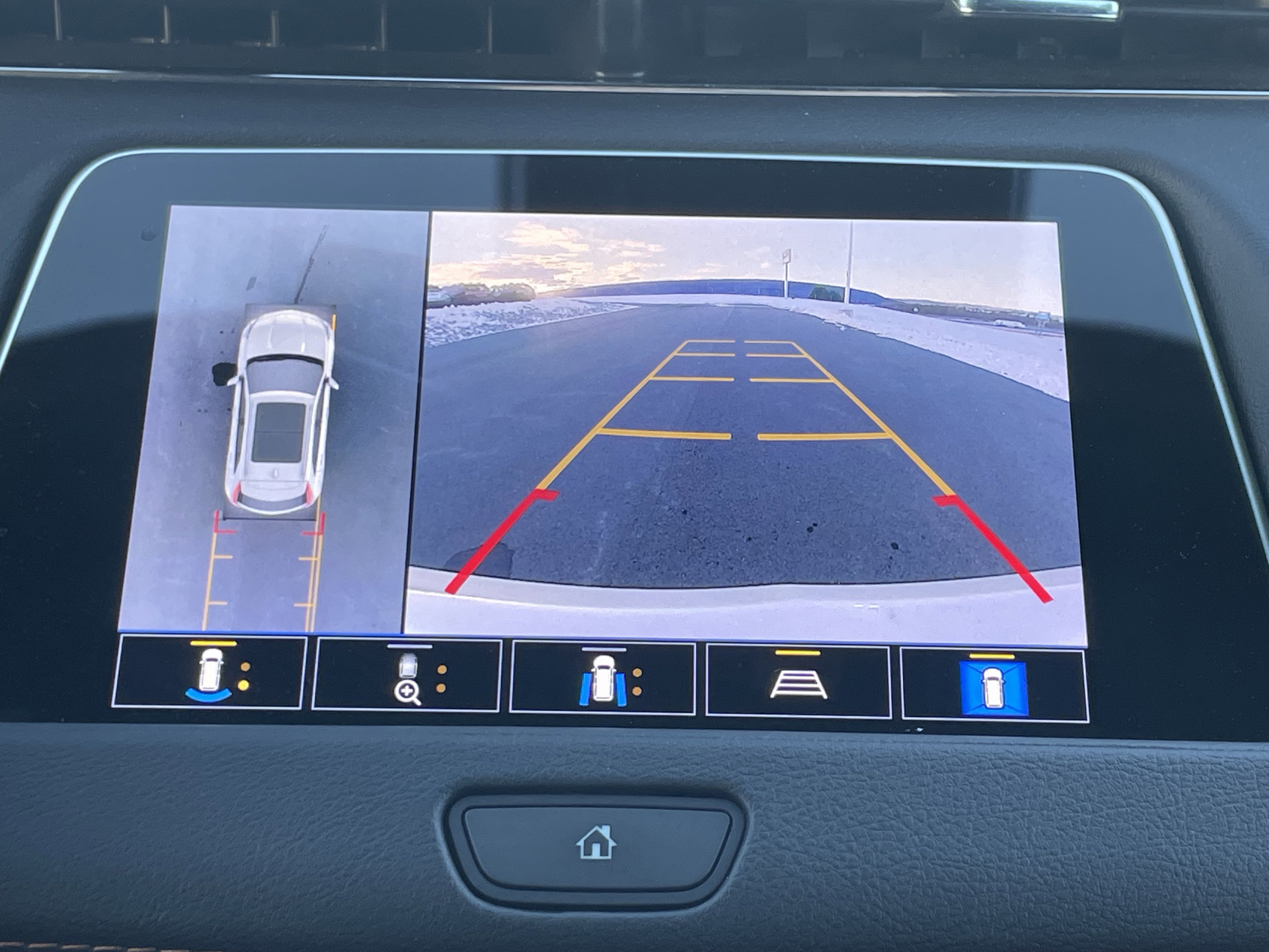 Used 2022 Cadillac XT4 Sport image 26