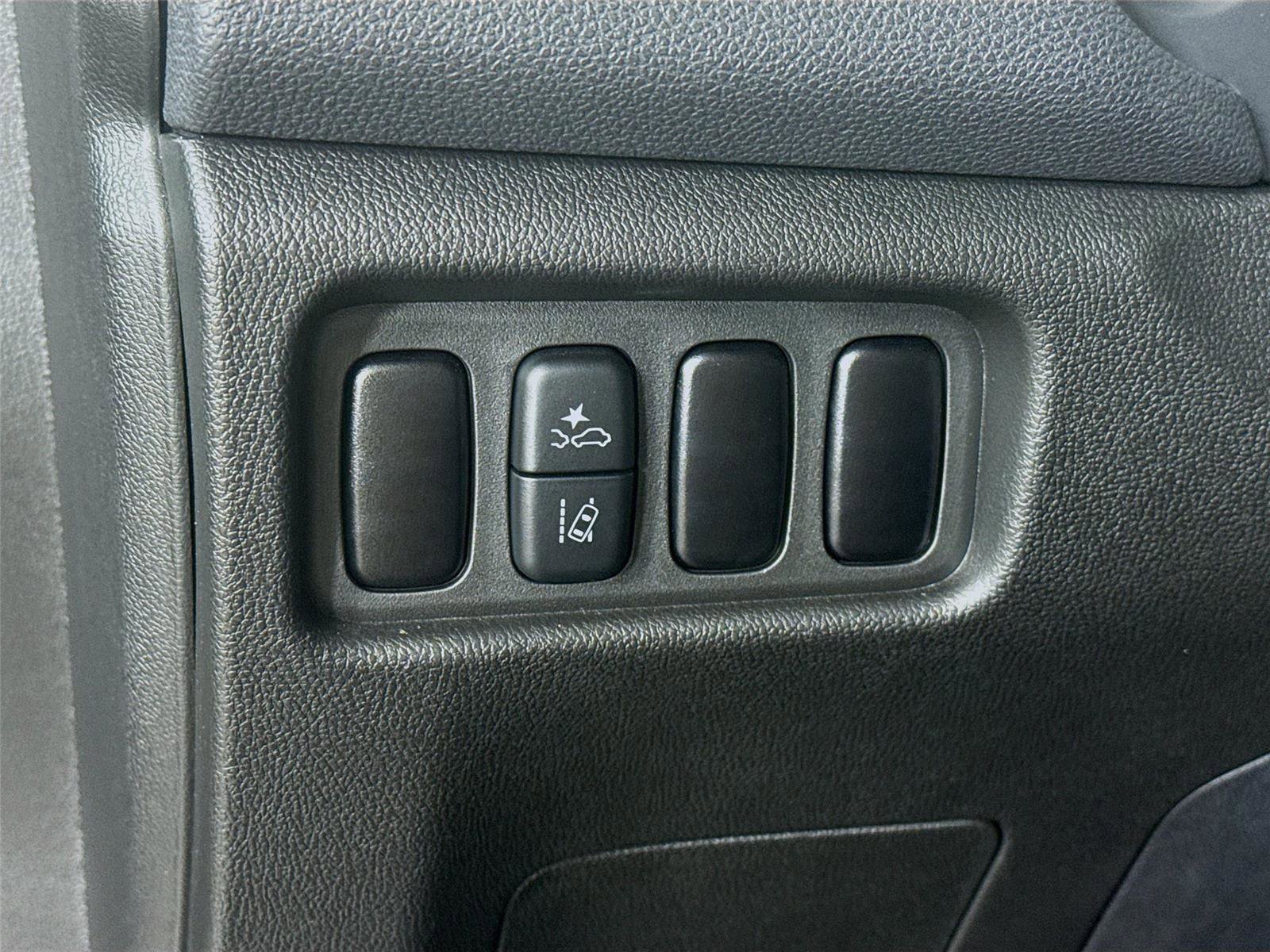 Used 2024 Mitsubishi Outlander Sport ES image 6