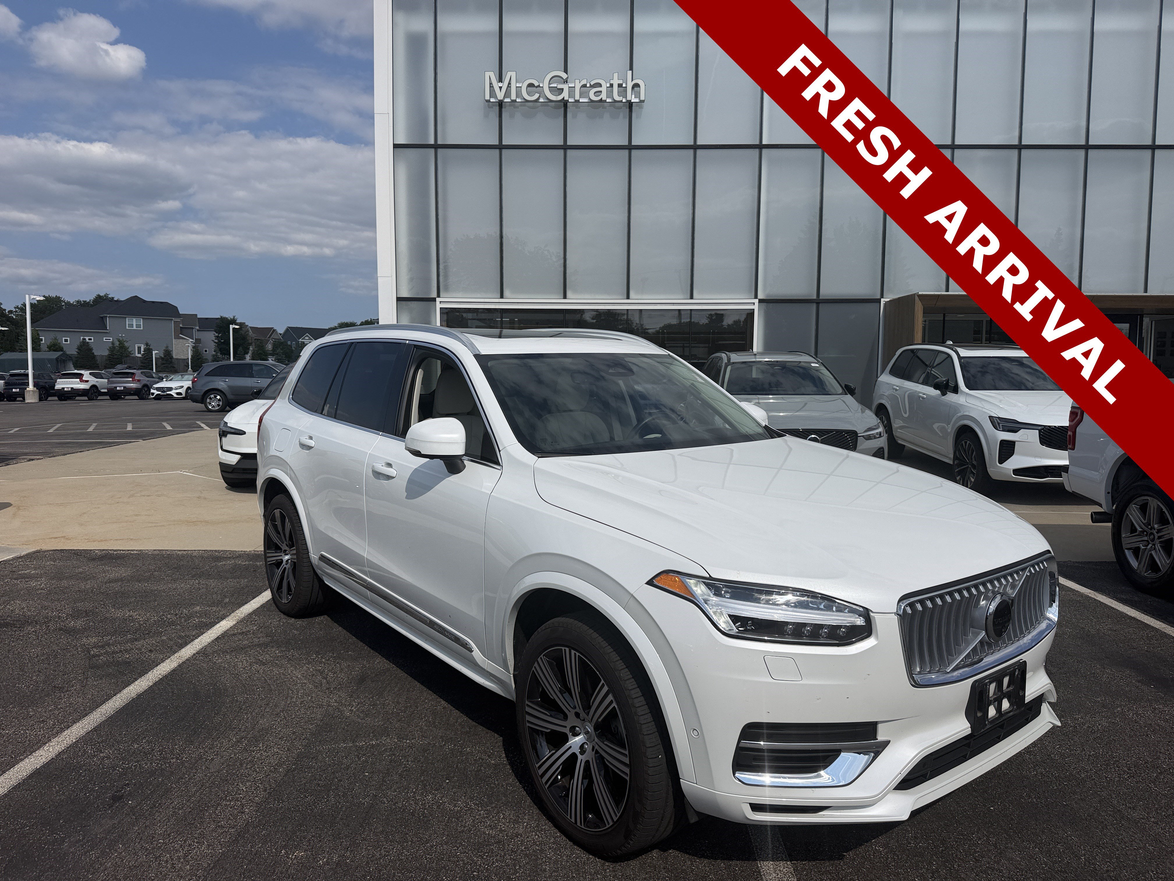 Used 2024 Volvo XC90 T8 Ultimate w/ Protection Package Premier AWD/4WD video 1