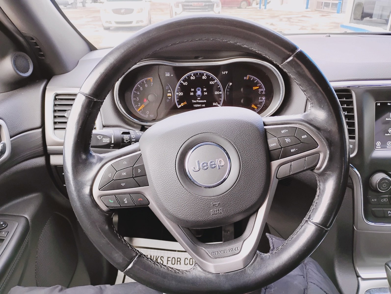 Used 2020 Jeep Grand Cherokee Laredo image 9