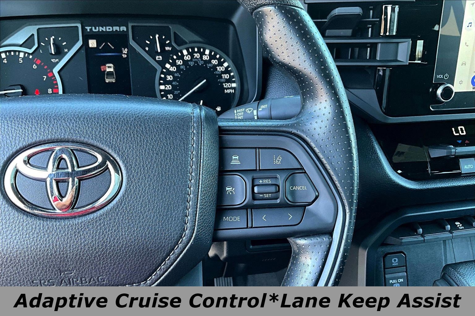 Used 2025 Toyota Tundra SR w/ SR Tow Package AWD/4WD image 12