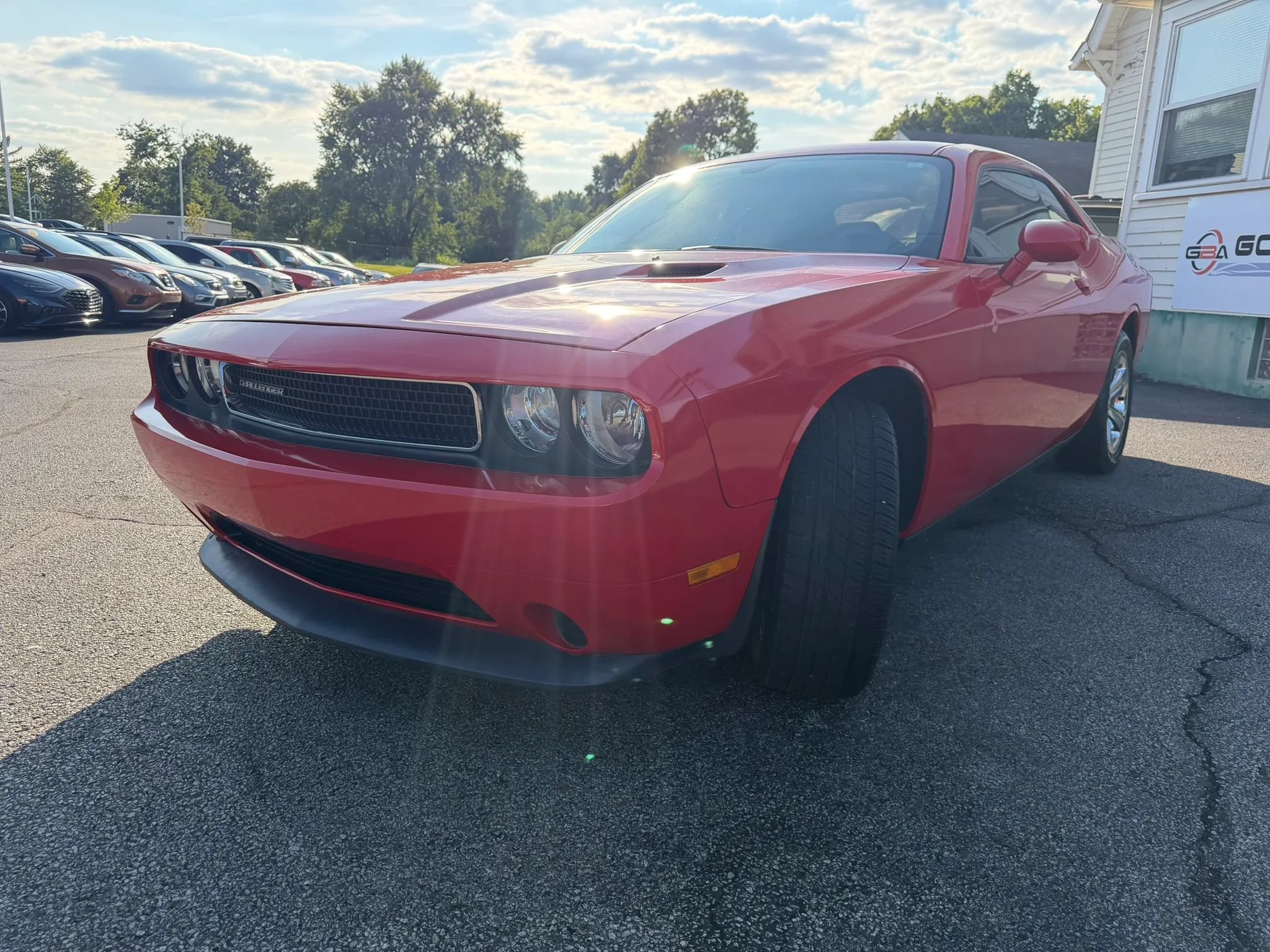Used 2014 Dodge Challenger SXT w/ Sport Appearance Package RWD image 9