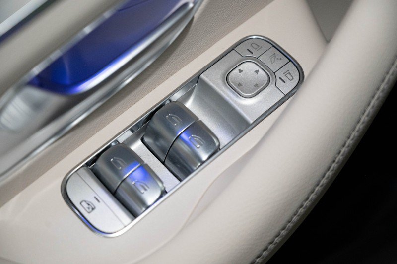 New 2026 Mercedes-Benz GLS 450 4MATIC image 22