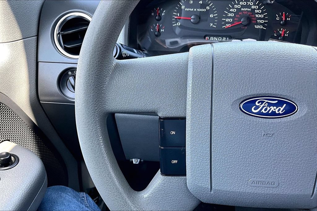Used 2006 Ford F150 XLT RWD image 6