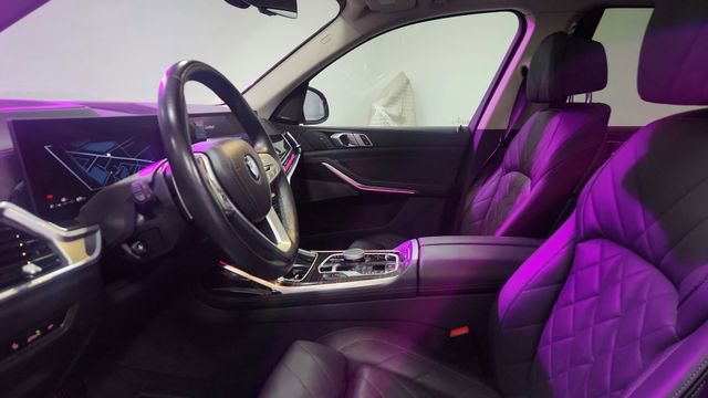 Used 2025 BMW X7 xDrive40i image 16