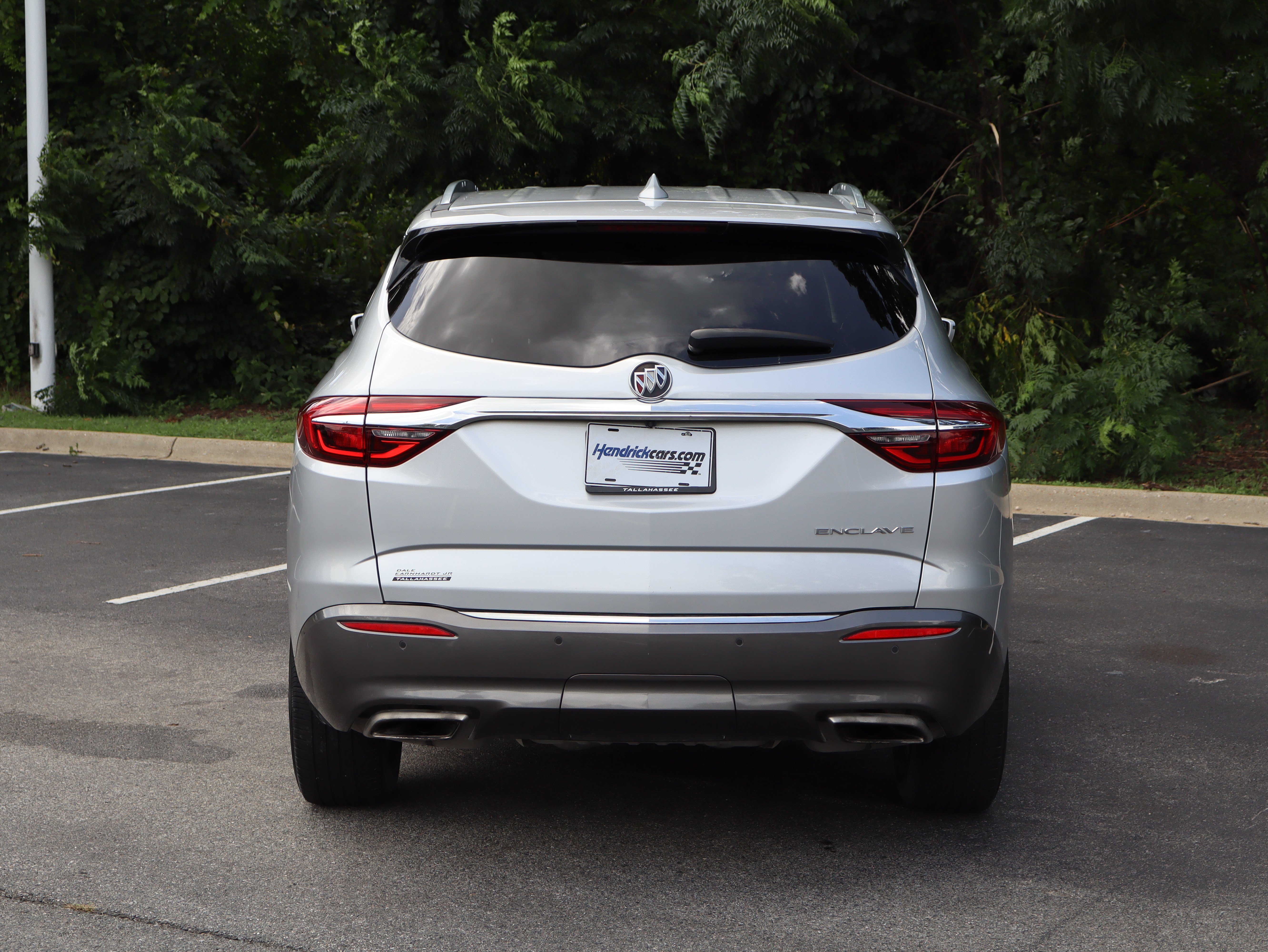 Used 2019 Buick Enclave Essence FWD image 8