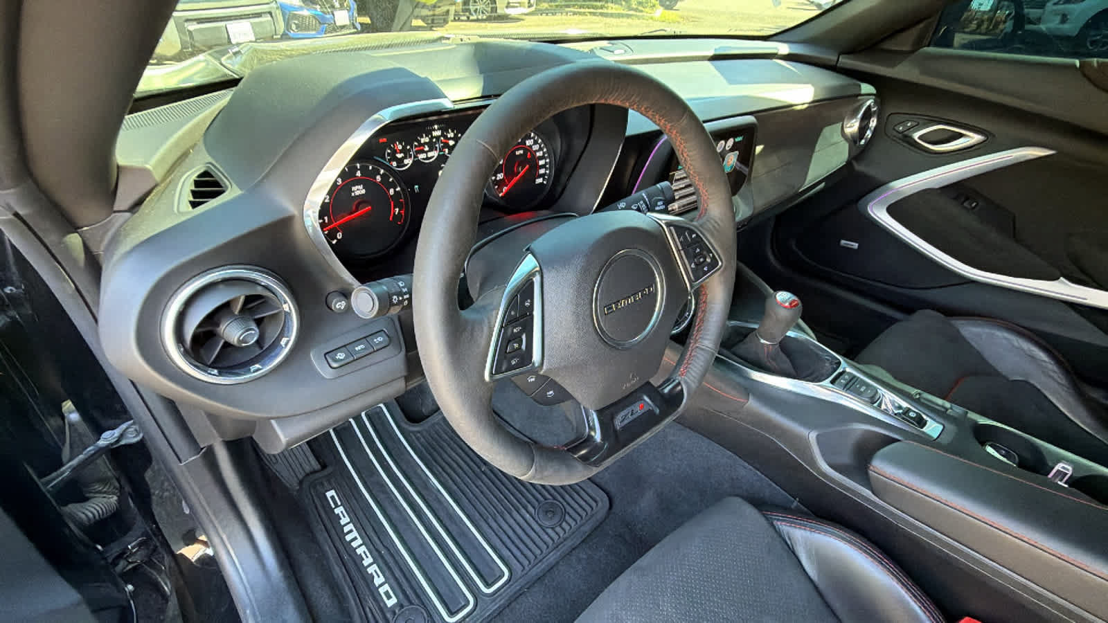 Used 2018 Chevrolet Camaro ZL1 RWD image 10
