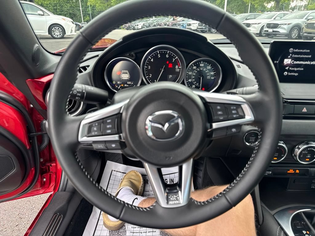 Certified 2025 MAZDA MX-5 Miata RF Grand Touring RWD image 15
