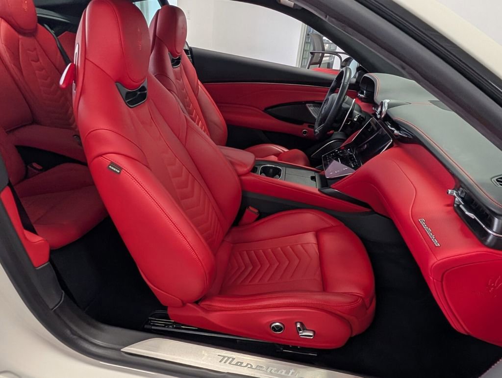 Used 2024 Maserati GranTurismo Trofeo image 18