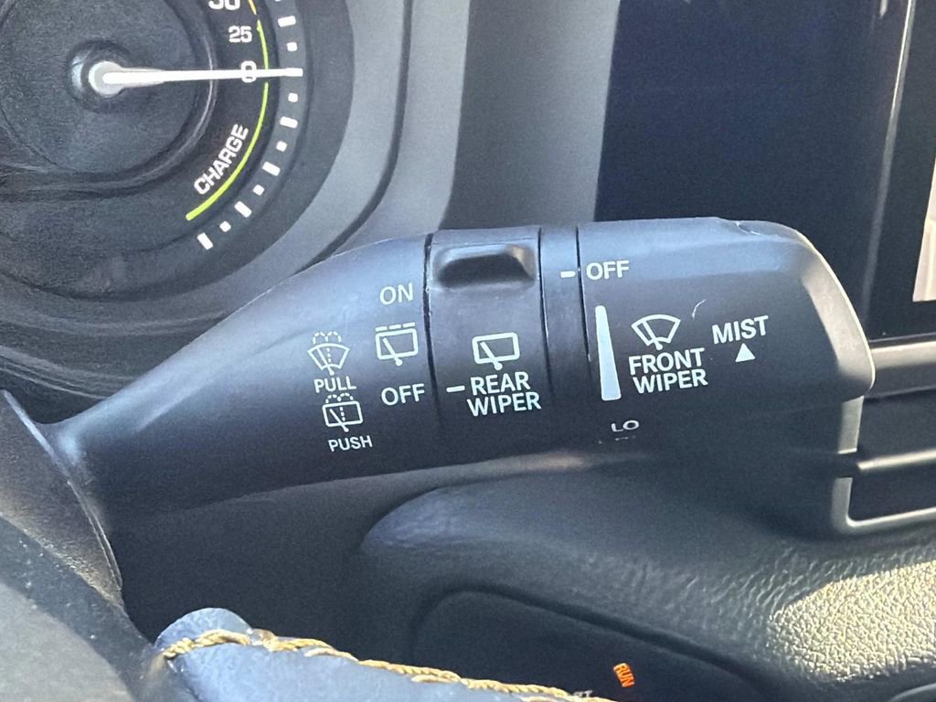 Used 2024 Jeep Wrangler Unlimited image 27