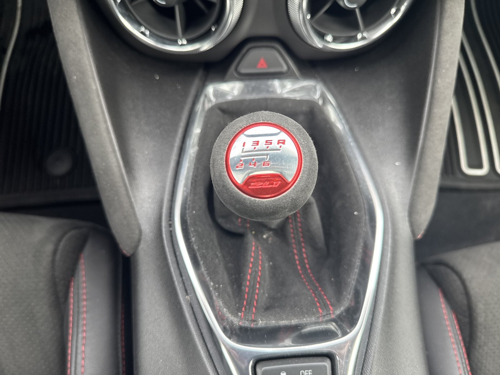 Used 2018 Chevrolet Camaro ZL1 RWD image 18