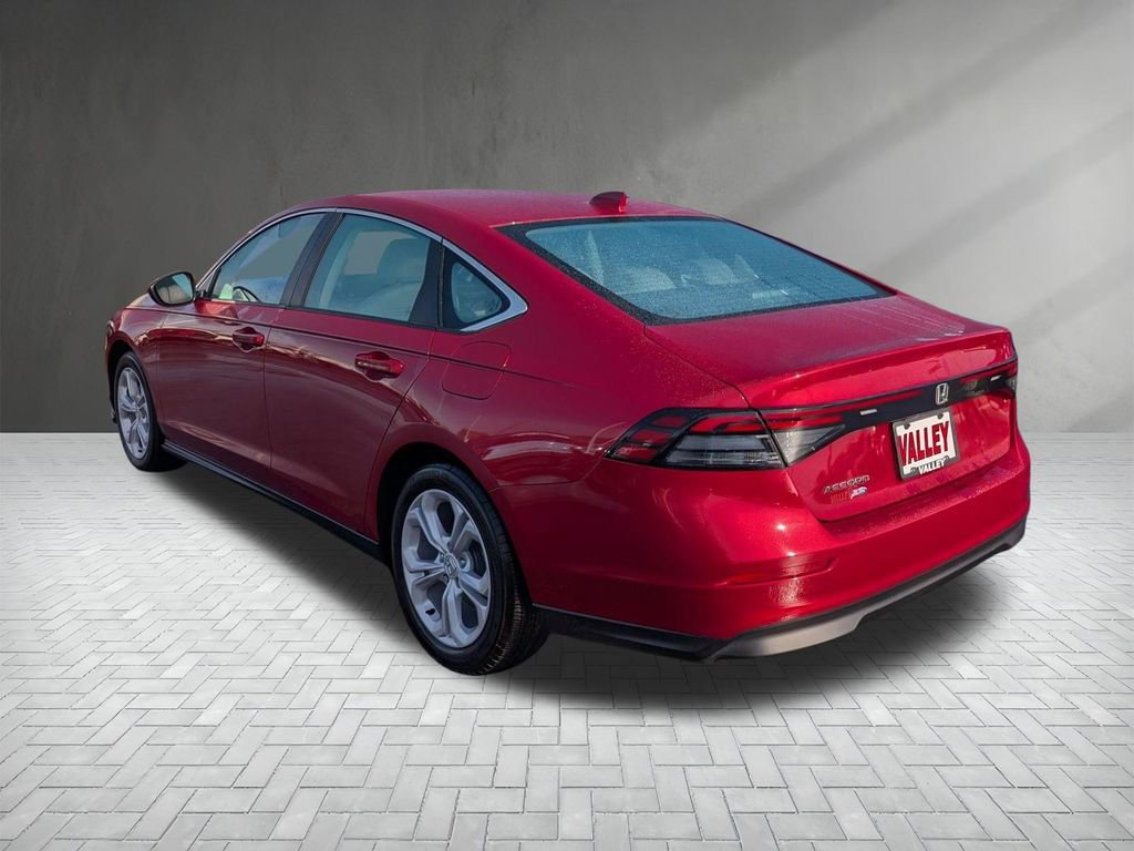 Used 2025 Honda Accord LX image 6