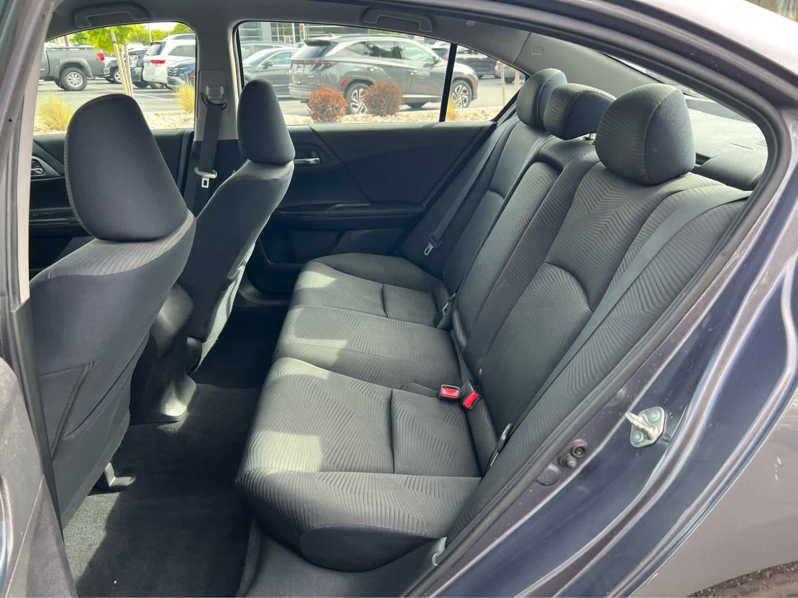 Used 2015 Honda Accord LX image 26