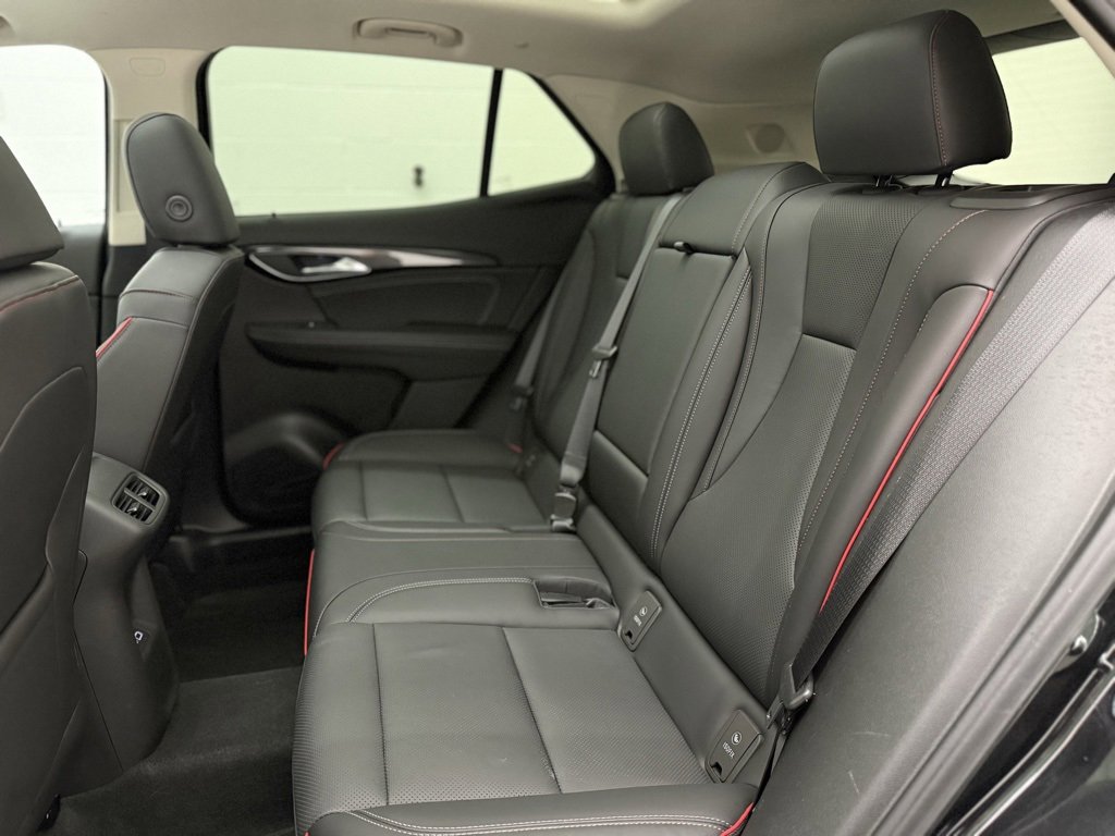 Used 2023 Buick Envision Essence w/ Sport Touring Package image 34