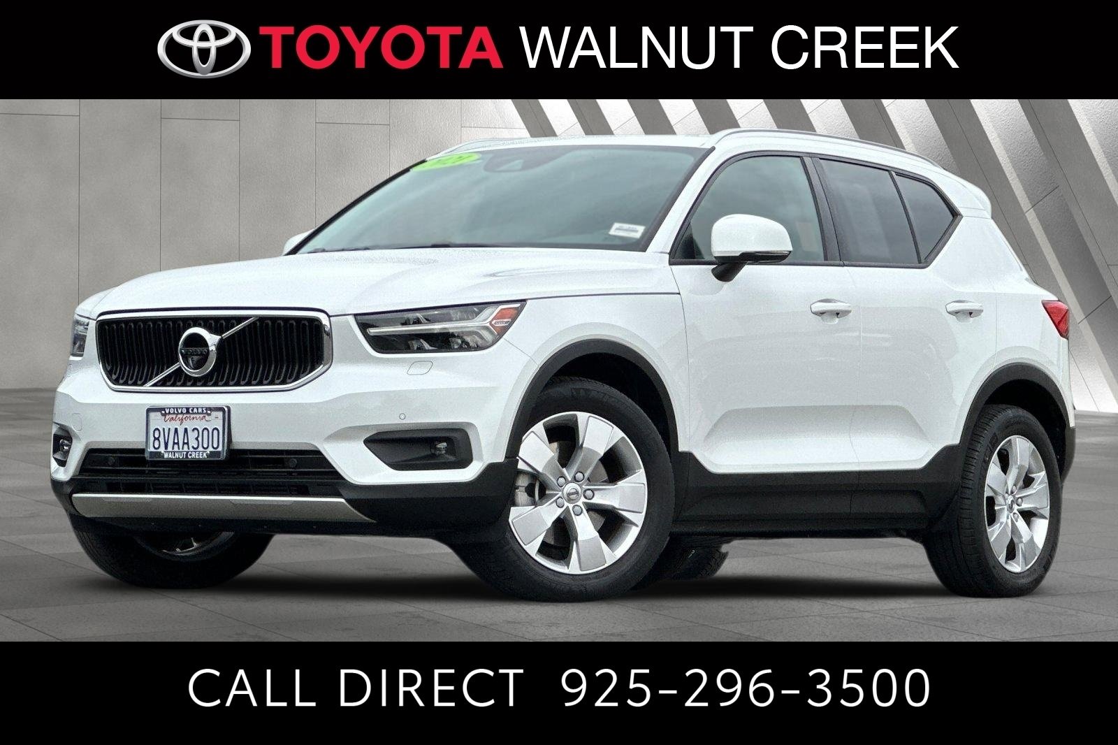 Used 2021 Volvo XC40 T5 Momentum