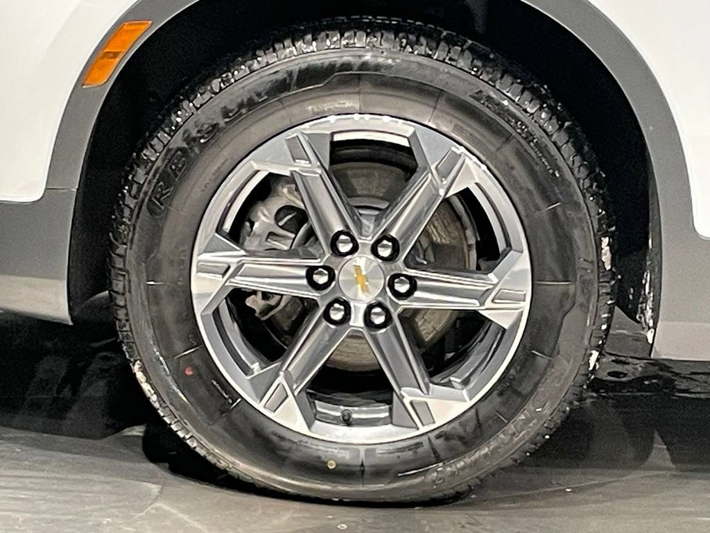 Used 2025 Chevrolet Blazer LT image 36