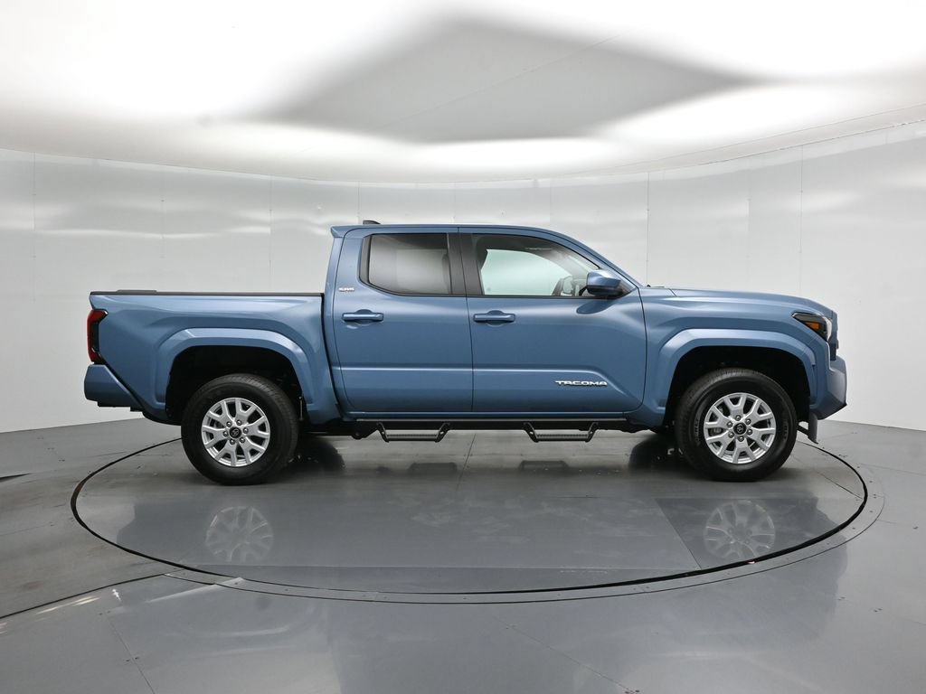 Used 2026 Toyota Tacoma SR5 AWD/4WD image 24