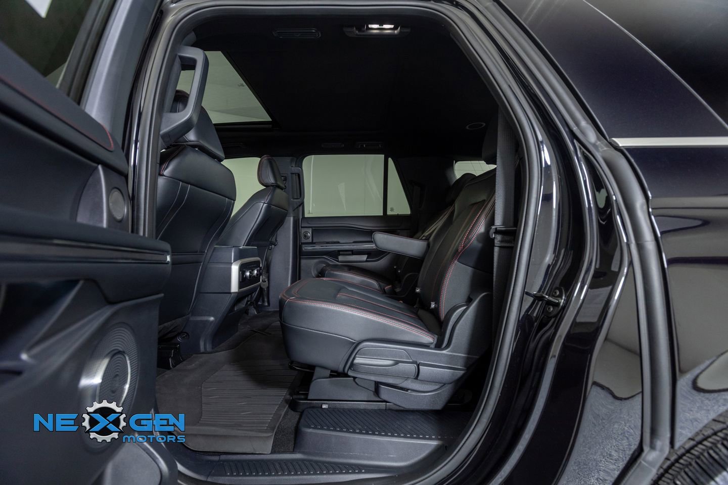 Used 2024 Ford Expedition Max Limited image 26