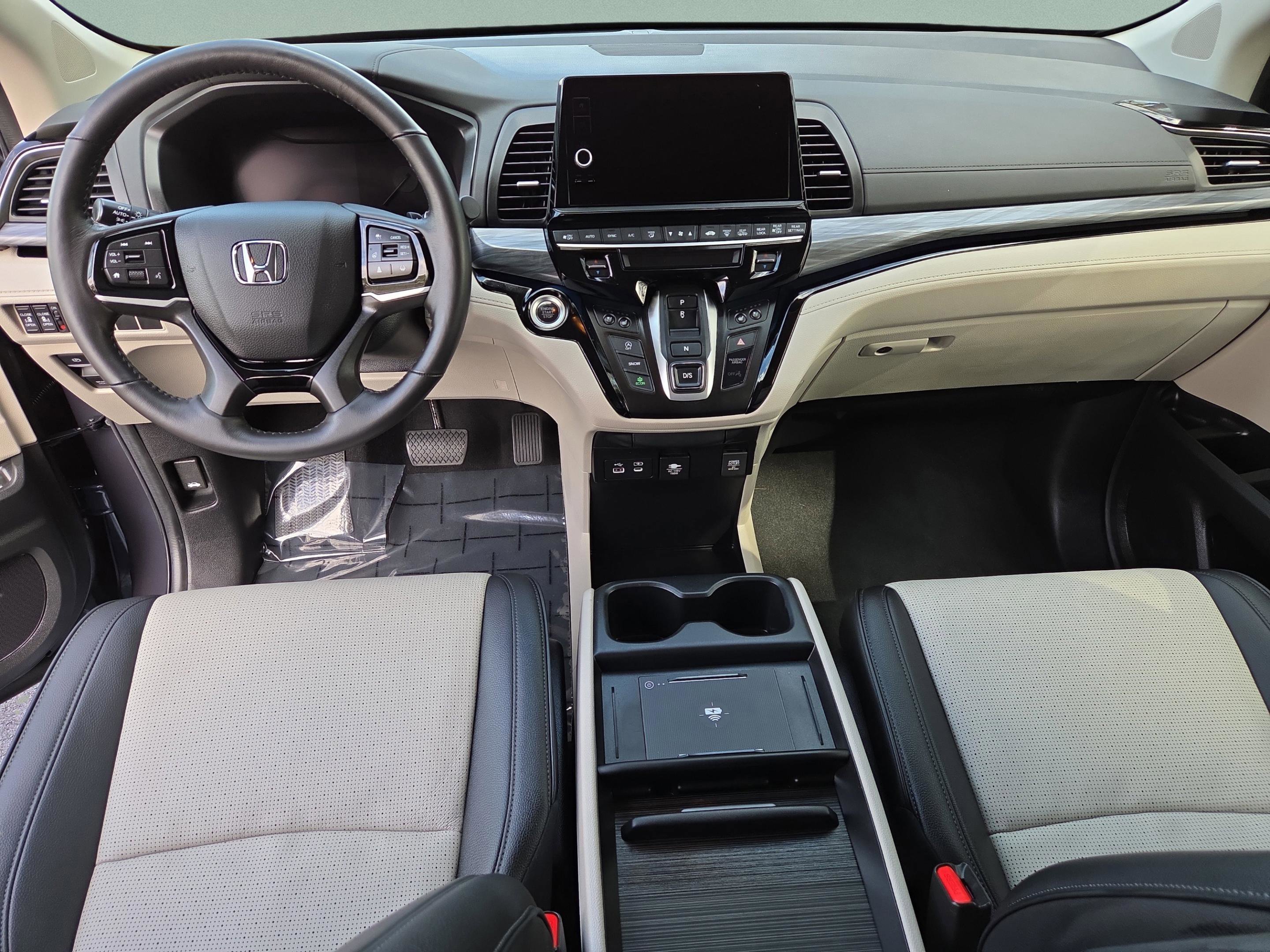 Used 2025 Honda Odyssey Elite image 10