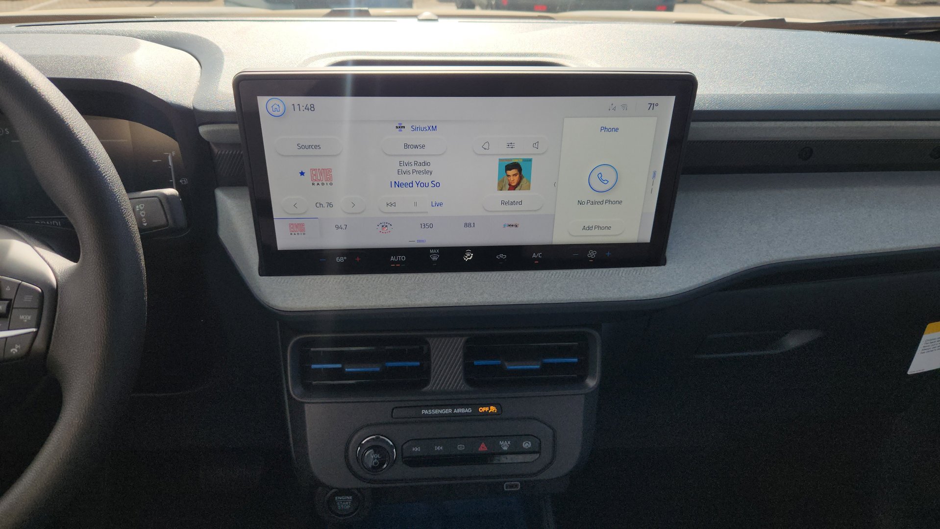 New 2025 Ford Maverick XLT w/ Equipment Group 301A image 25