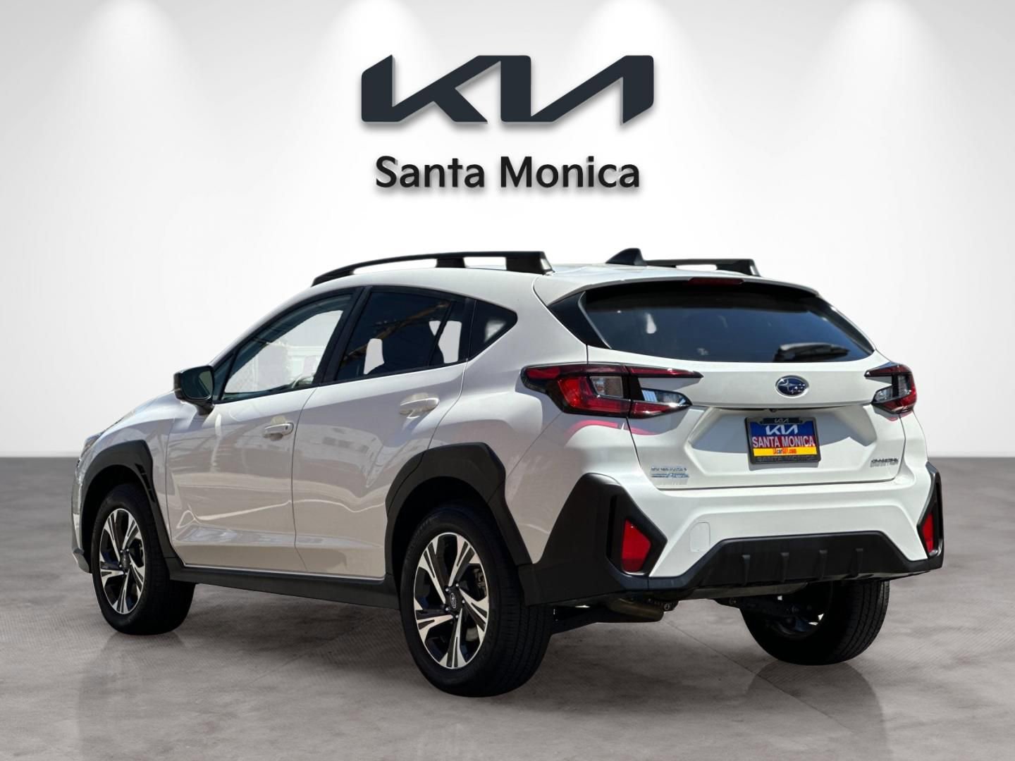 Used 2024 Subaru Crosstrek 2.0i Premium AWD/4WD image 4
