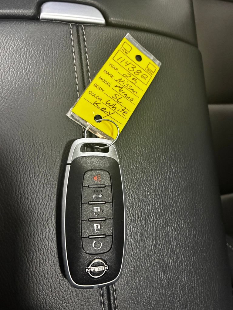 Used 2025 Nissan Murano SL AWD/4WD image 24