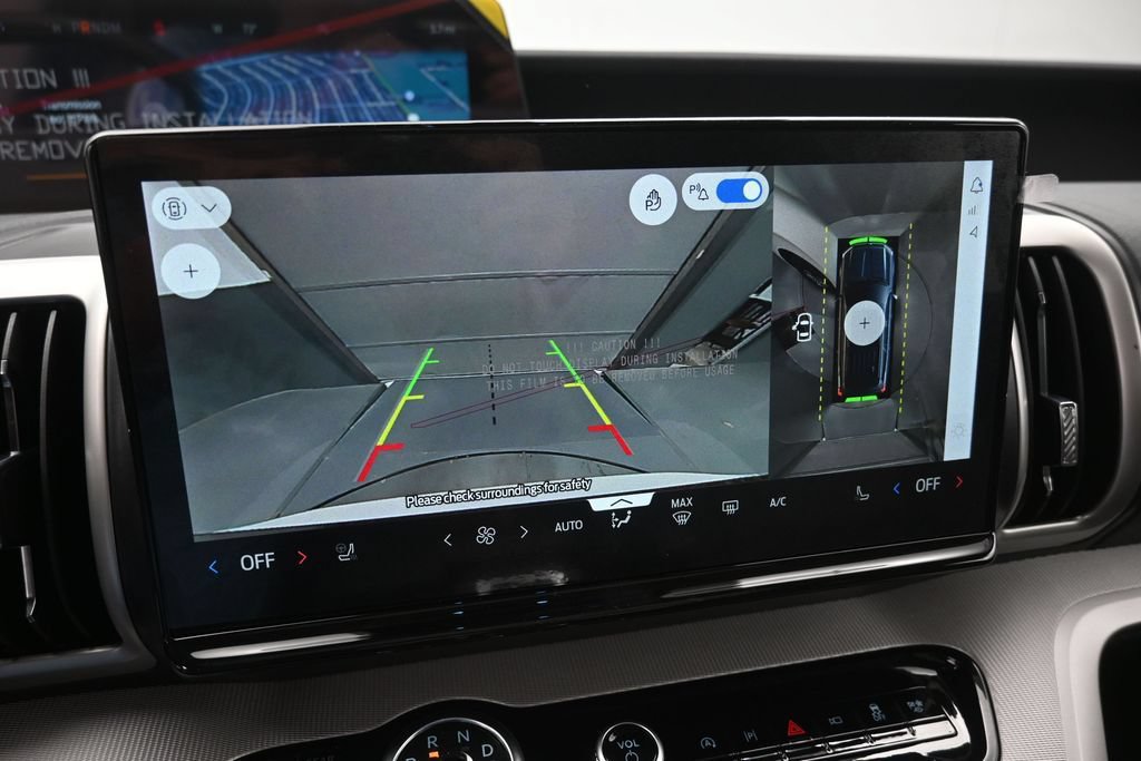 New 2026 Ford Expedition Active RWD image 4