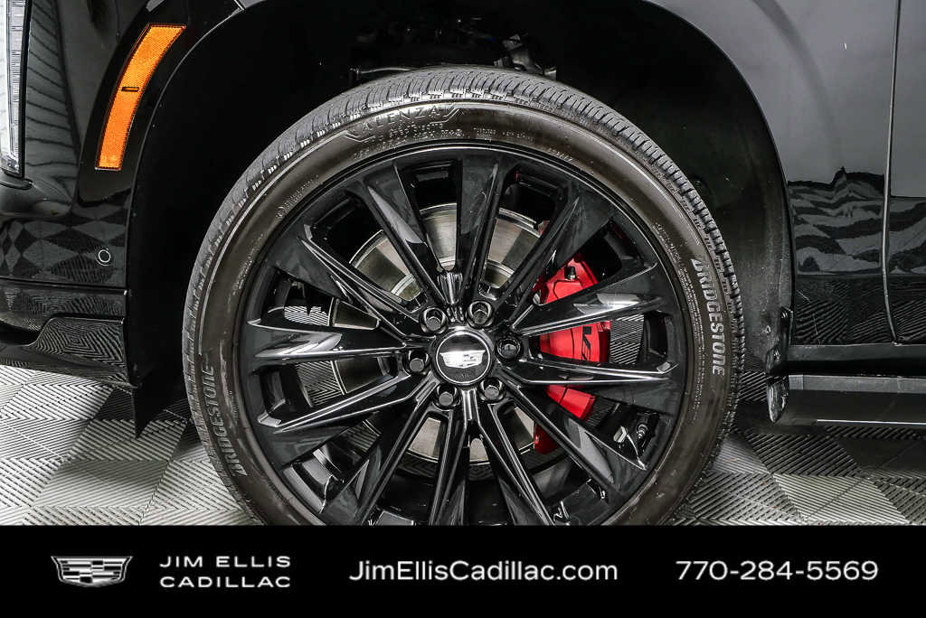 Certified 2025 Cadillac Escalade V w/ LPO, ONYX Package image 42