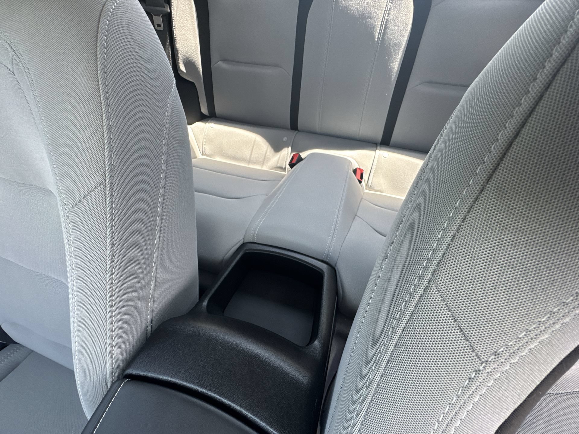 Used 2020 Chevrolet Camaro LT RWD image 21