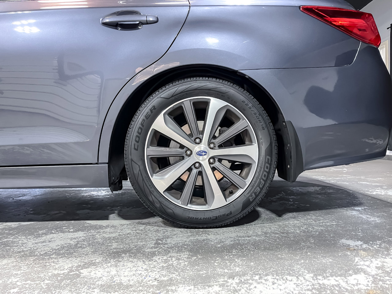 Used 2017 Subaru Legacy 2.5i Limited image 11