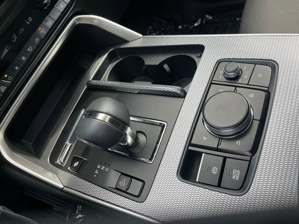 New 2024 MAZDA CX-90 Plug-In Hybrid w/ Preferred image 23