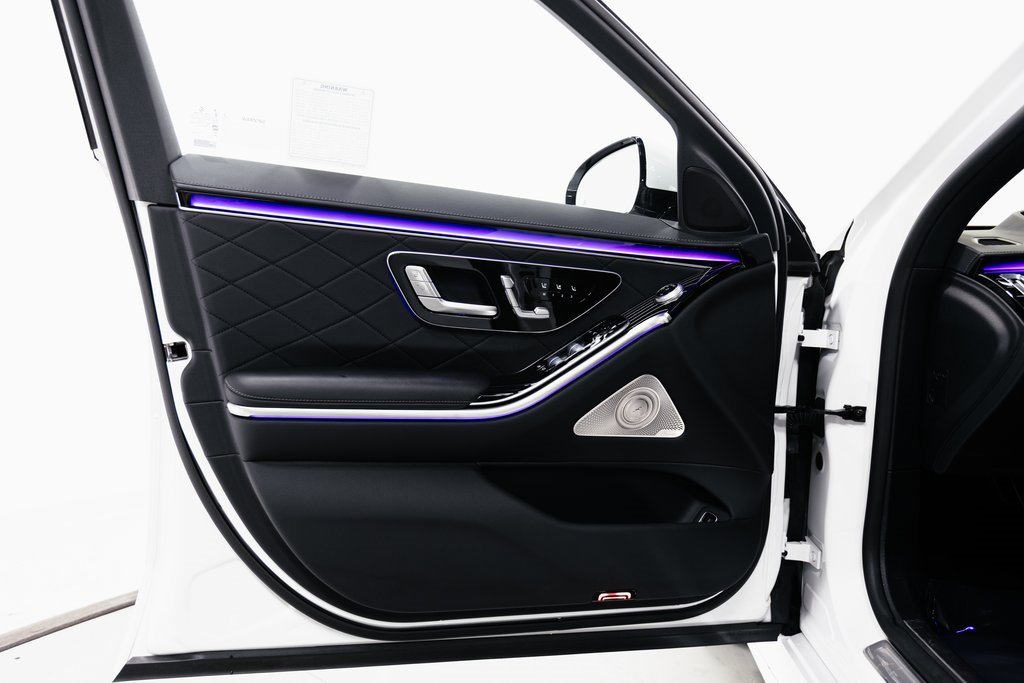 Used 2024 Mercedes-Benz S 580 4MATIC Sedan image 5