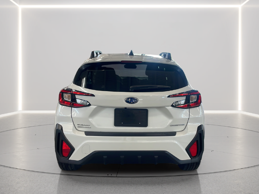 Used 2024 Subaru Crosstrek 2.0i Premium AWD/4WD image 4