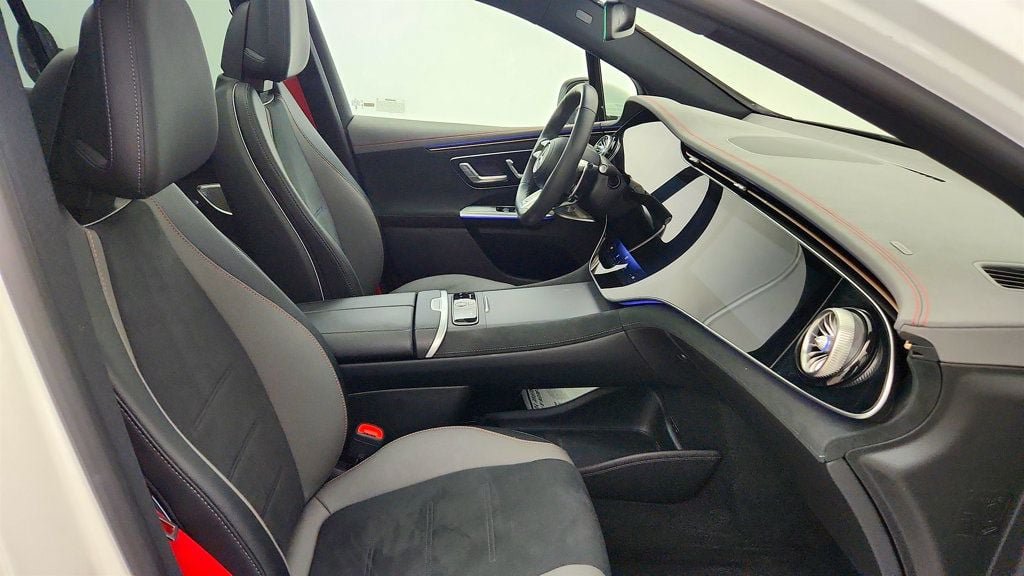 Used 2024 Mercedes-Benz EQE AMG 4MATIC SUV image 23