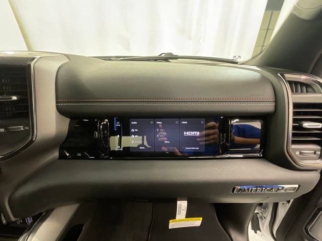 New 2026 RAM 1500 Laramie AWD/4WD image 24