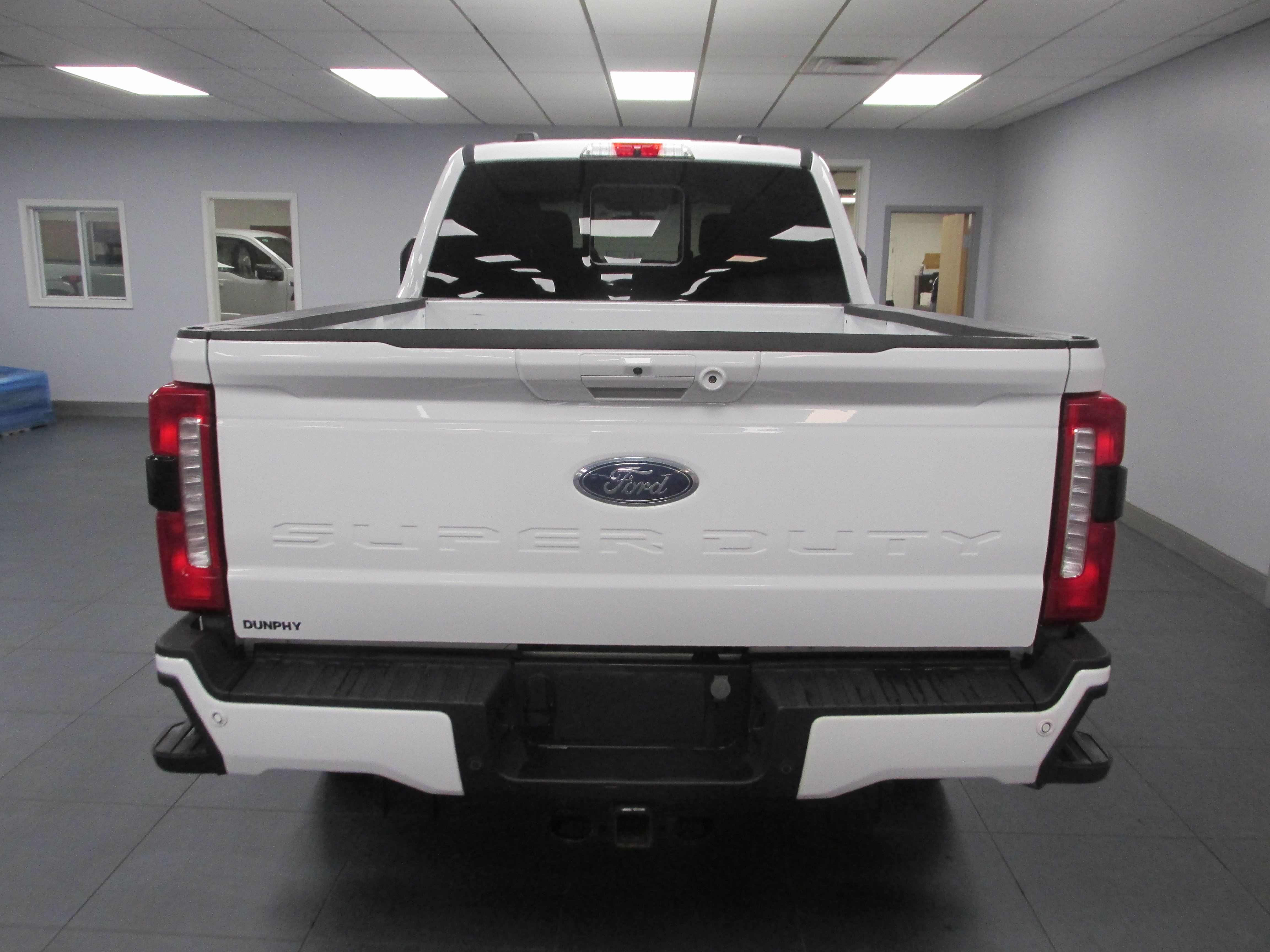 Used 2024 Ford F250 XLT w/ XLT Premium Package AWD/4WD image 5