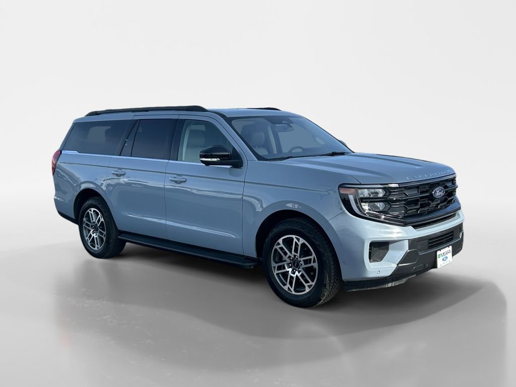 Used 2025 Ford Expedition Max Active image 9
