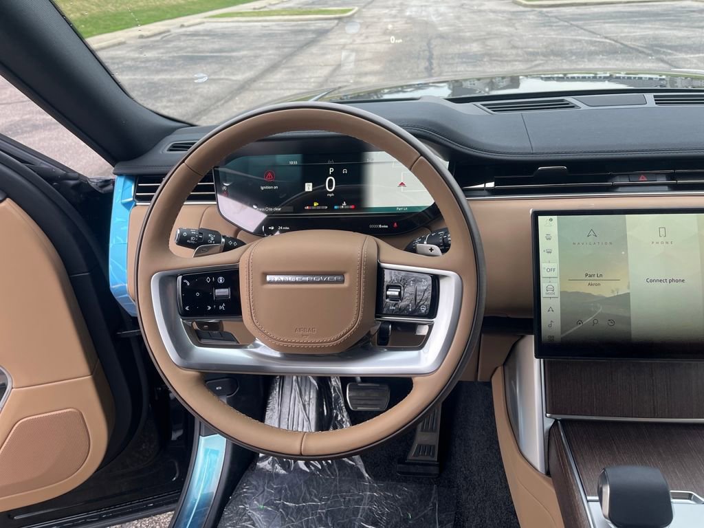 New 2026 Land Rover Range Rover Long Wheelbase SE image 13